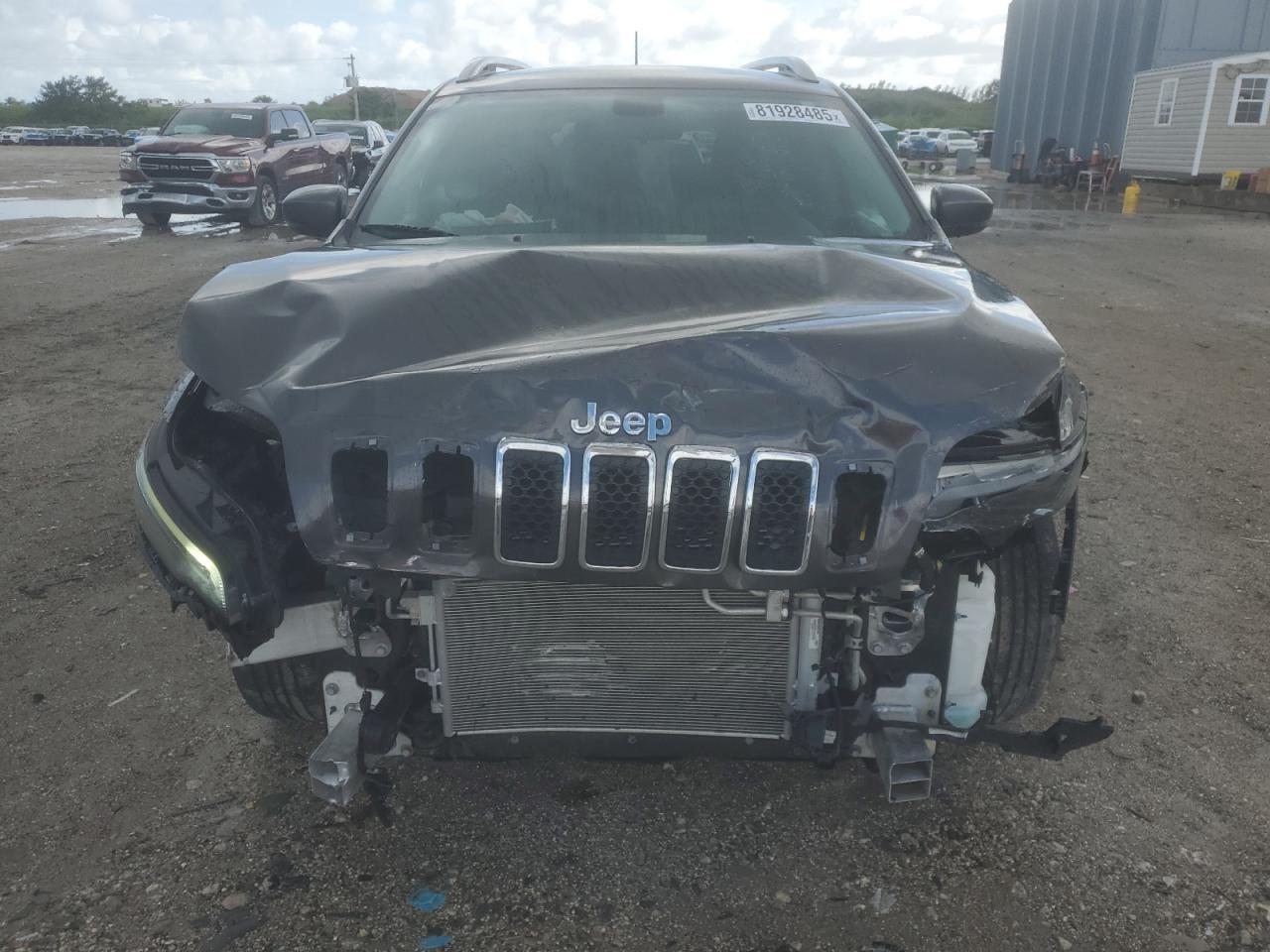 2020 Jeep Cherokee Latitude Plus - Фото 5