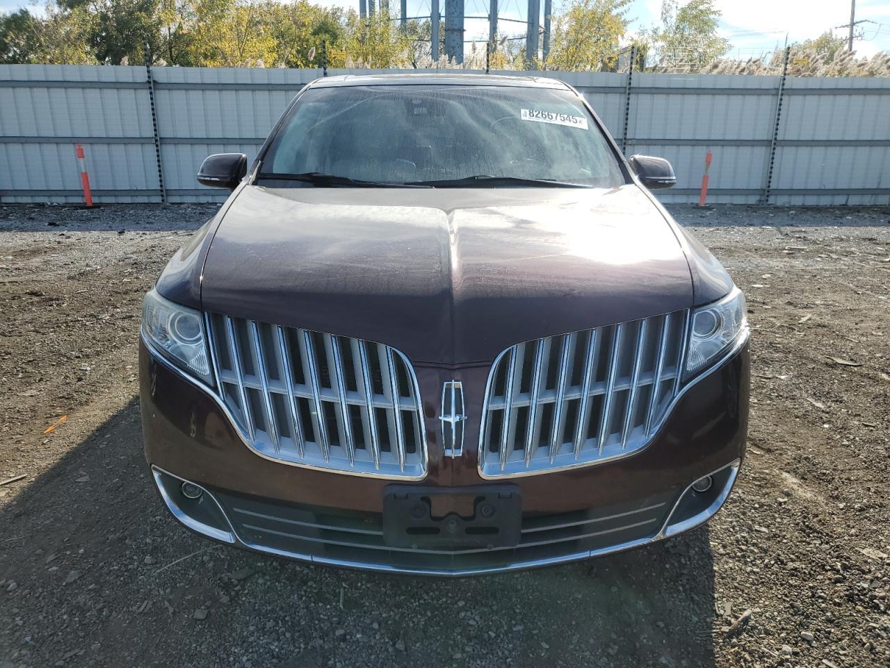 2011 Lincoln Mkt - Image 5