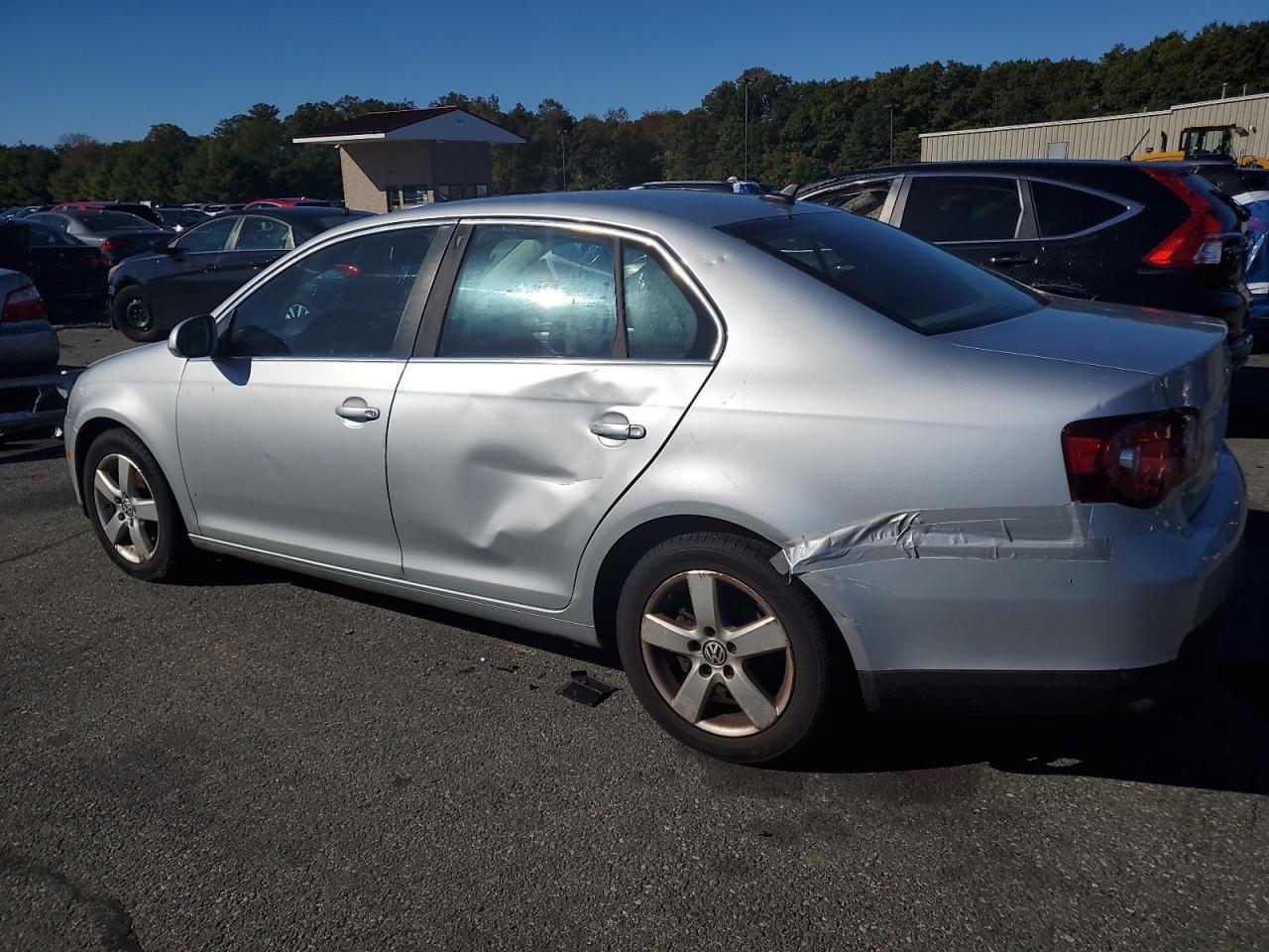 2008 Volkswagen Jetta Se - Image 2