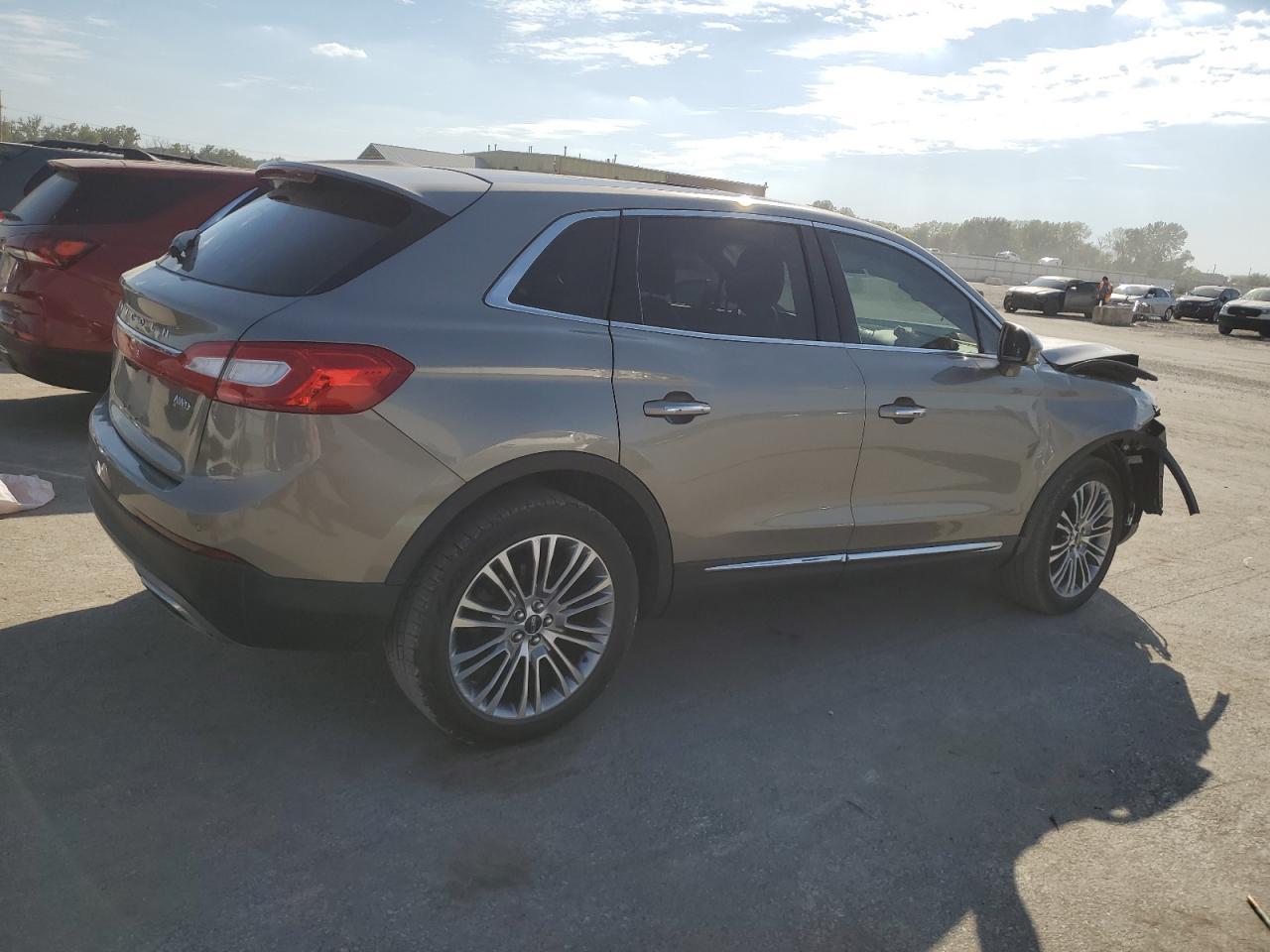2017 Lincoln Mkx Reserve - Image 3