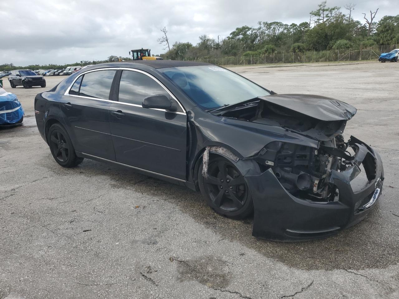 2011 Chevrolet Malibu 1Lt - Image 4