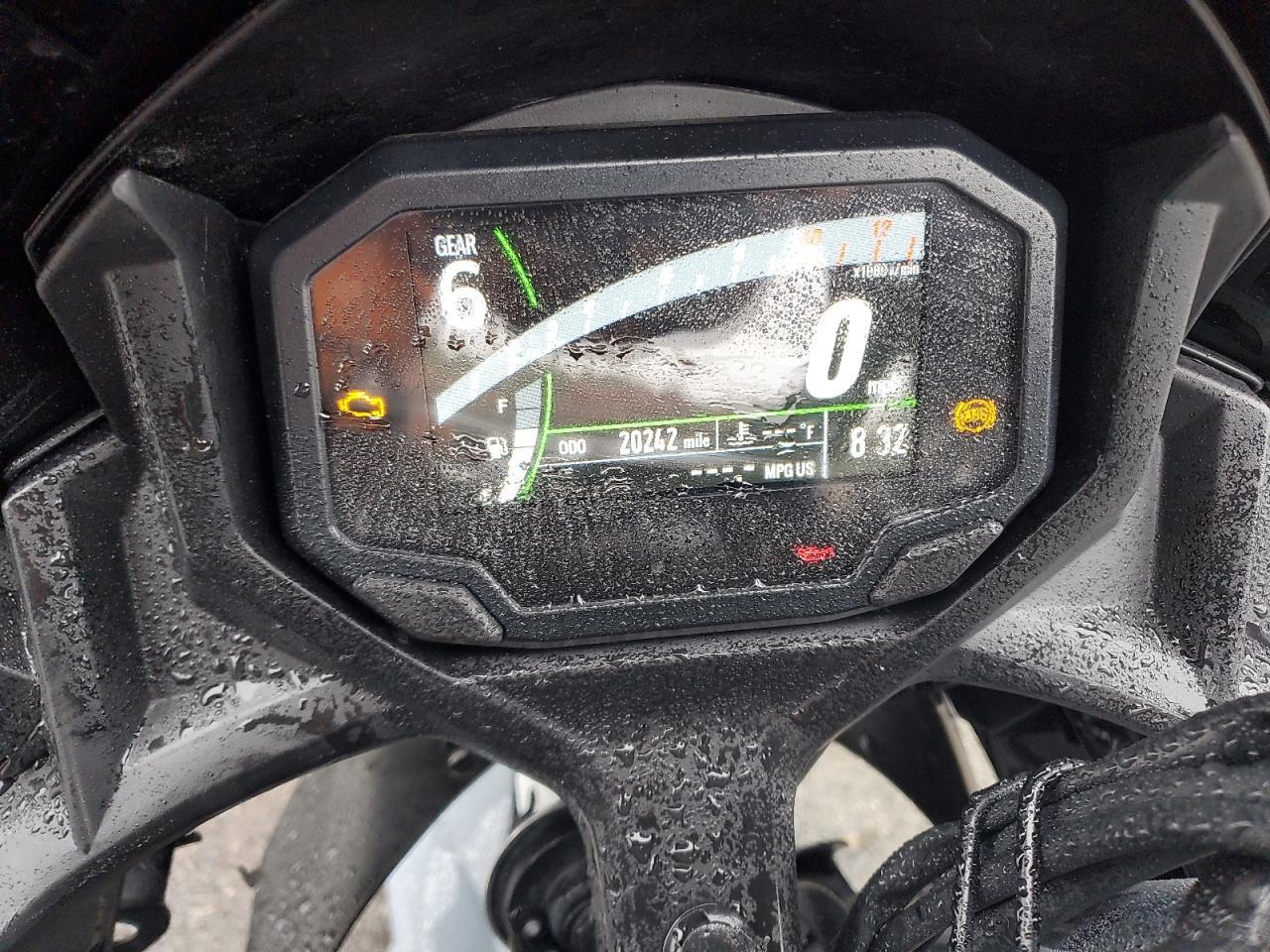 2022 Kawasaki Ex650 M - Фото 7