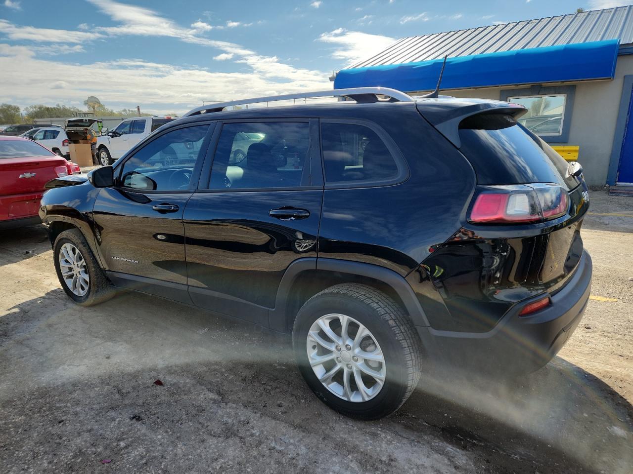 2020 Jeep Cherokee Latitude - Фото 2