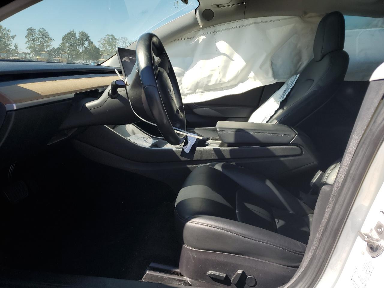 2018 Tesla Model 3 - Image 7