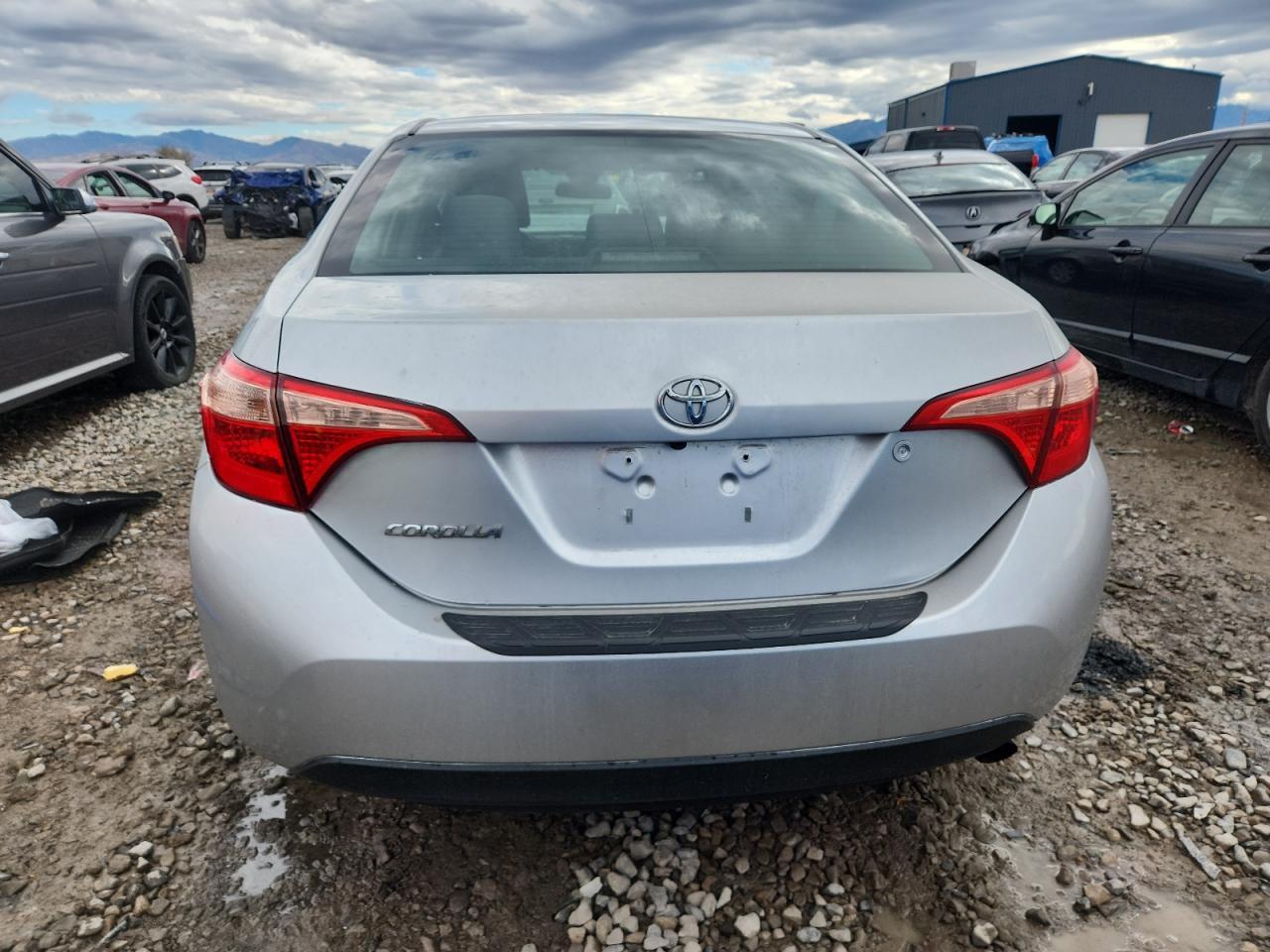 2017 Toyota Corolla L - Фото 6