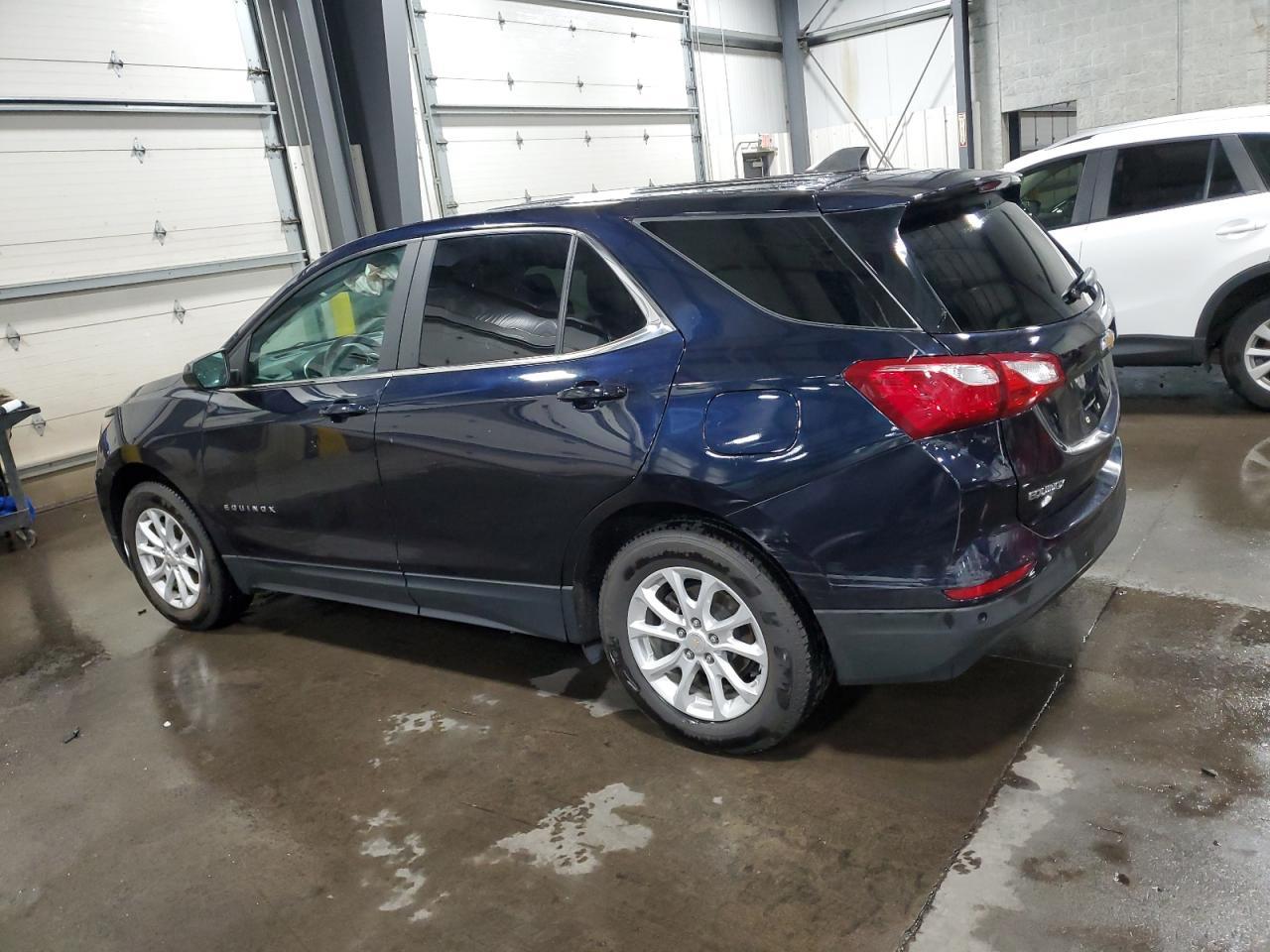2021 Chevrolet Equinox Lt - Image 2