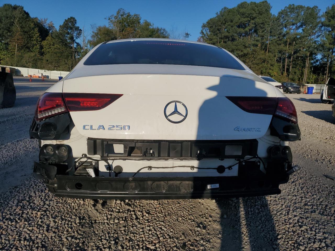 2022 Mercedes-Benz Cla 250 4Matic - Фото 6