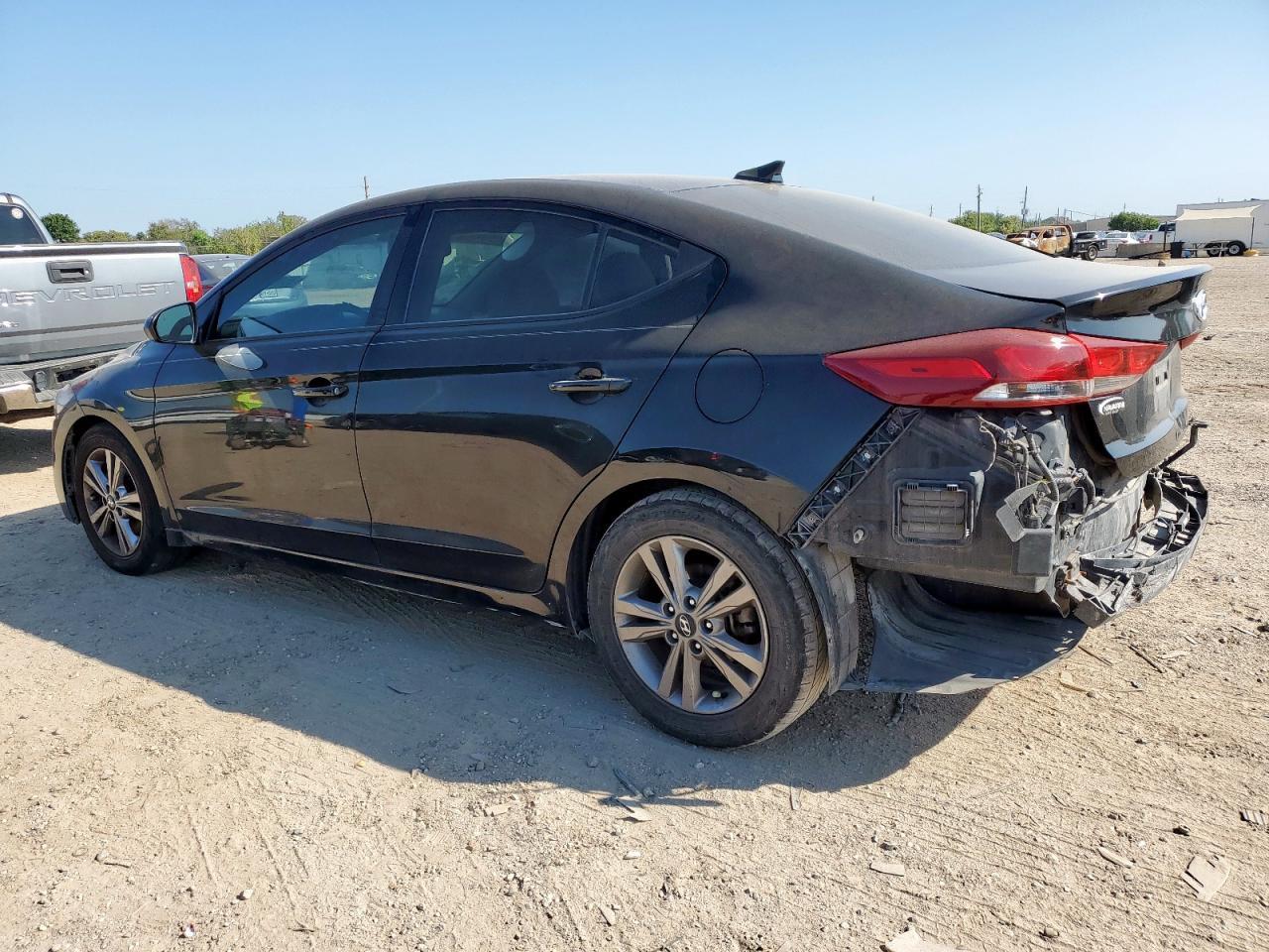 2018 Hyundai Elantra - Image 2