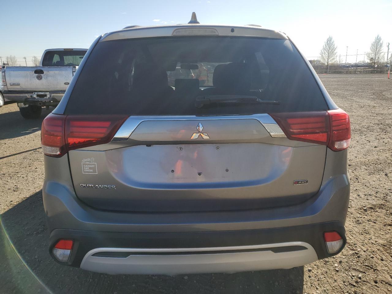 2020 Mitsubishi Outlander Es - Фото 6