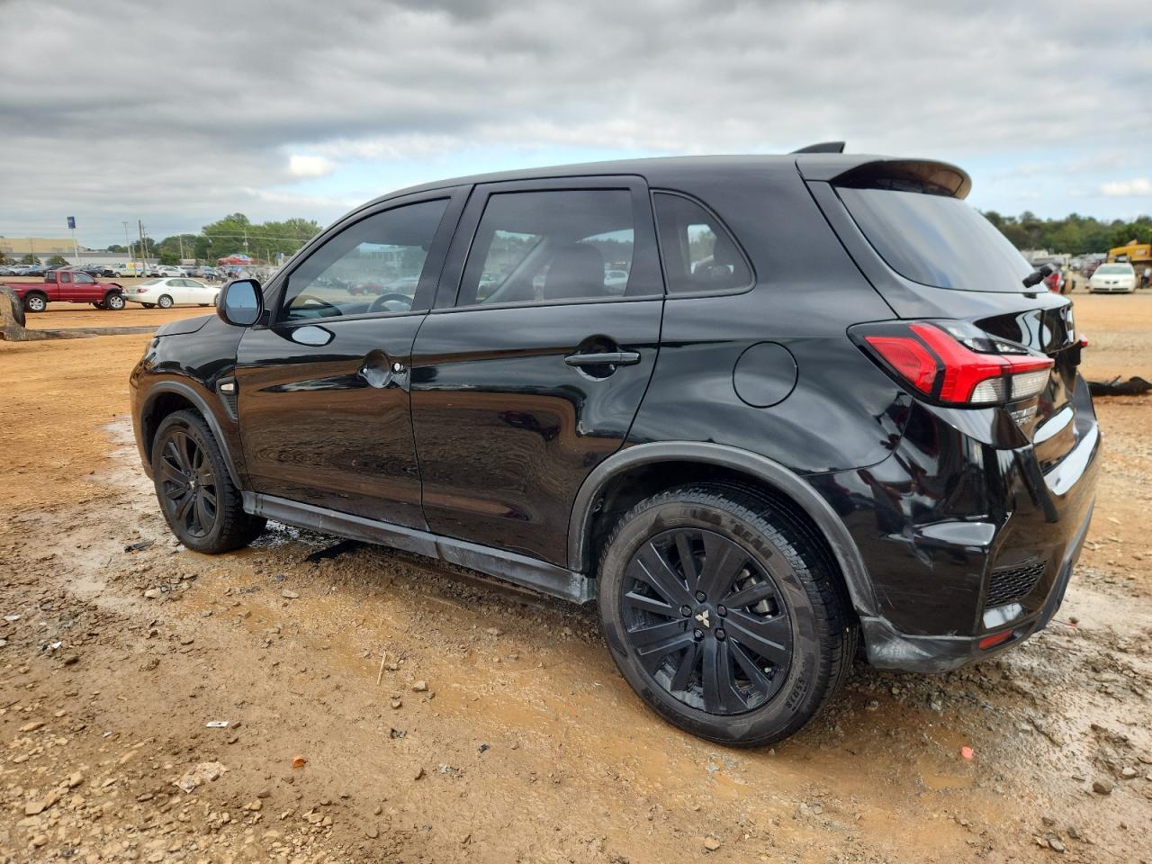 2022 Mitsubishi Outlander Sport Es - Фото 2