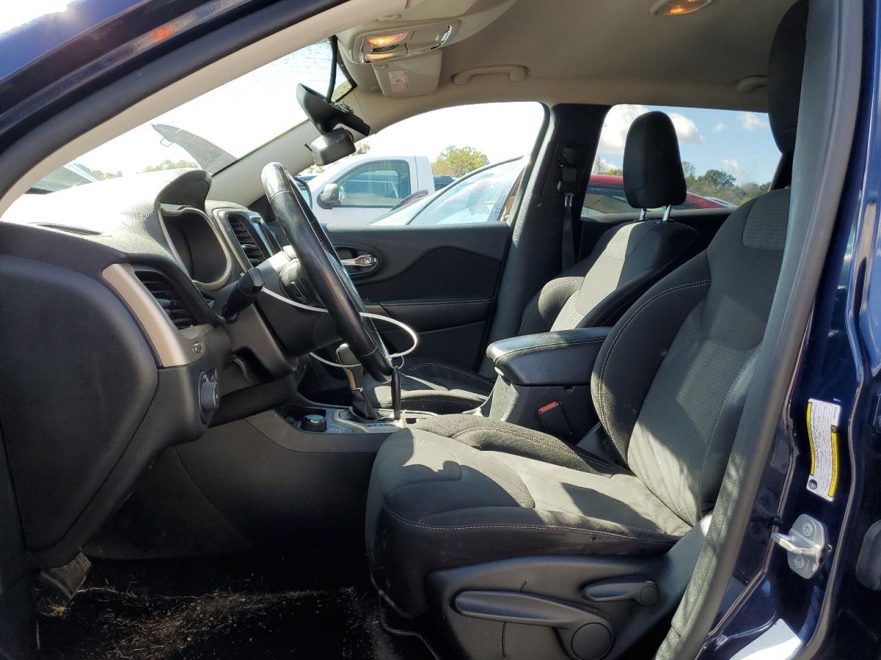 2015 Jeep Cherokee Latitude - Фото 7