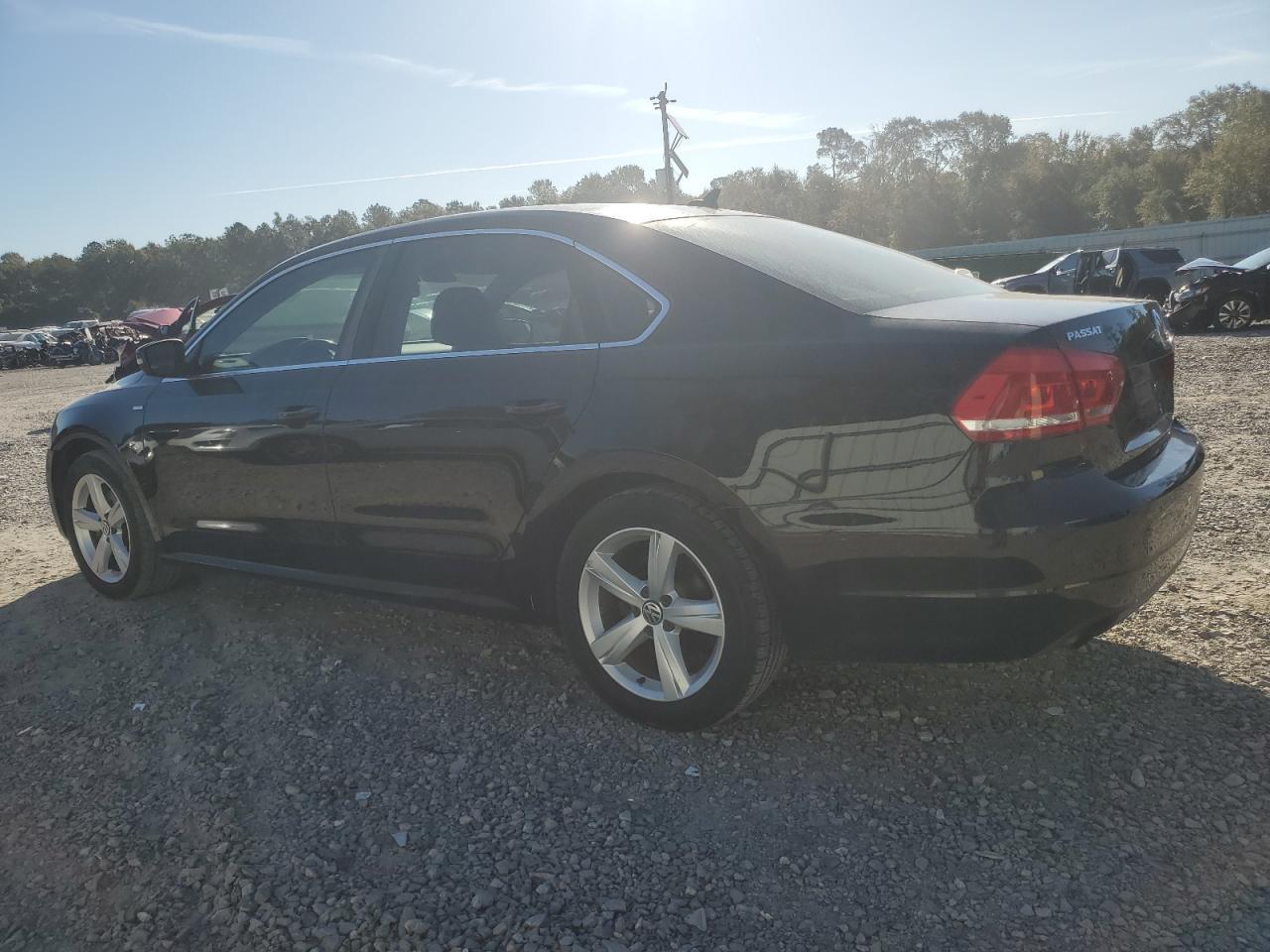2014 Volkswagen Passat S - Image 2