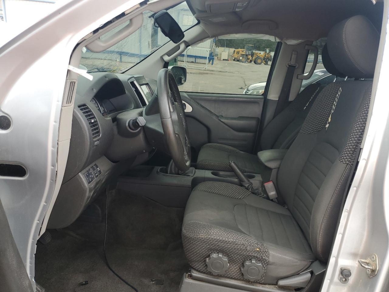 2017 Nissan Frontier S - Фото 7