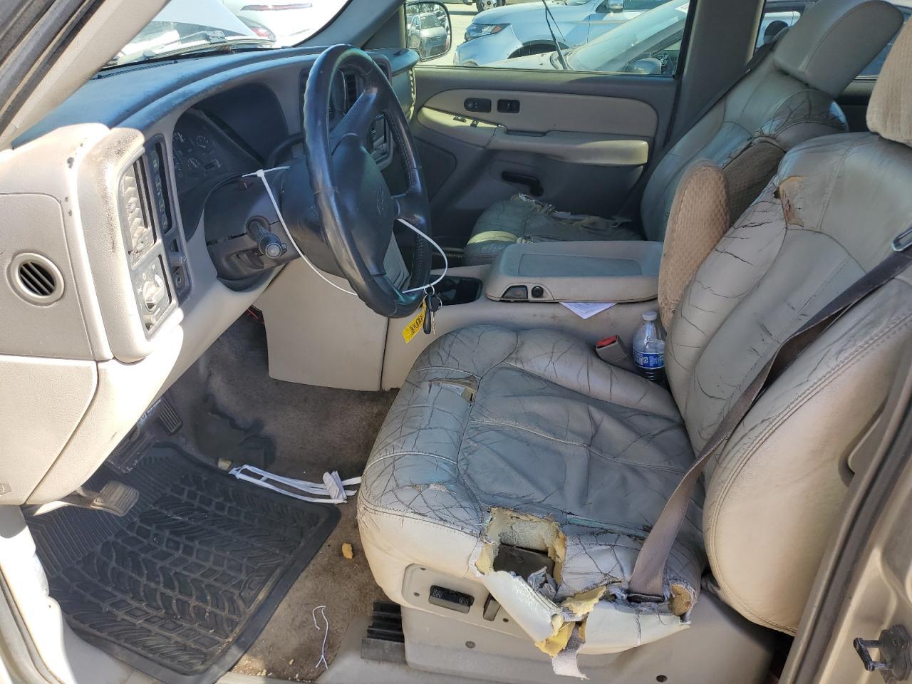 2002 Chevrolet Tahoe K1500 - Image 7