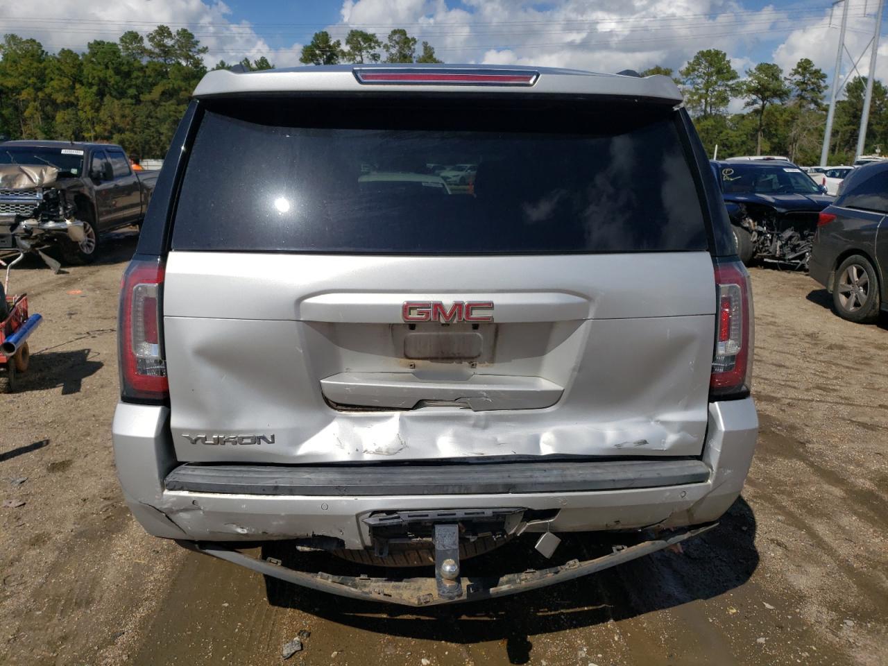 2016 GMC Yukon Sle - Фото 6