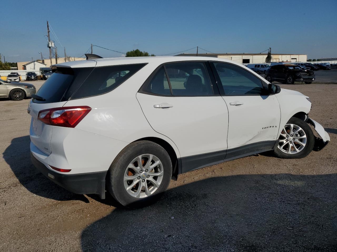 2019 Chevrolet Equinox Ls - Фото 3