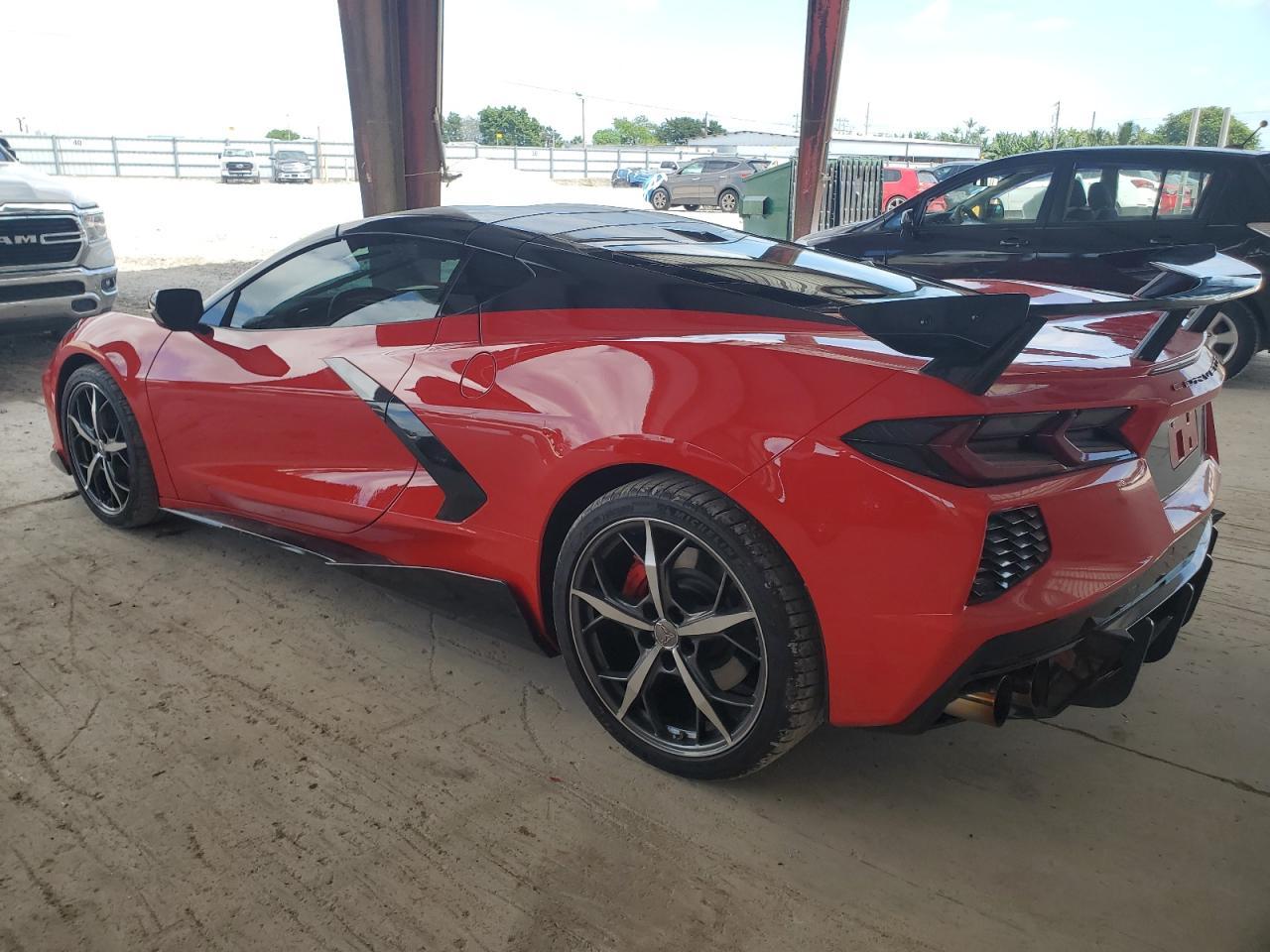 2021 Chevrolet Corvette Stingray 2Lt - Фото 2