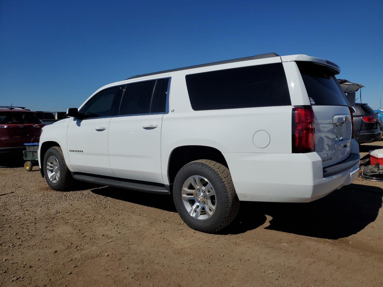 2017 Chevrolet Suburban K1500 Lt - Фото 2