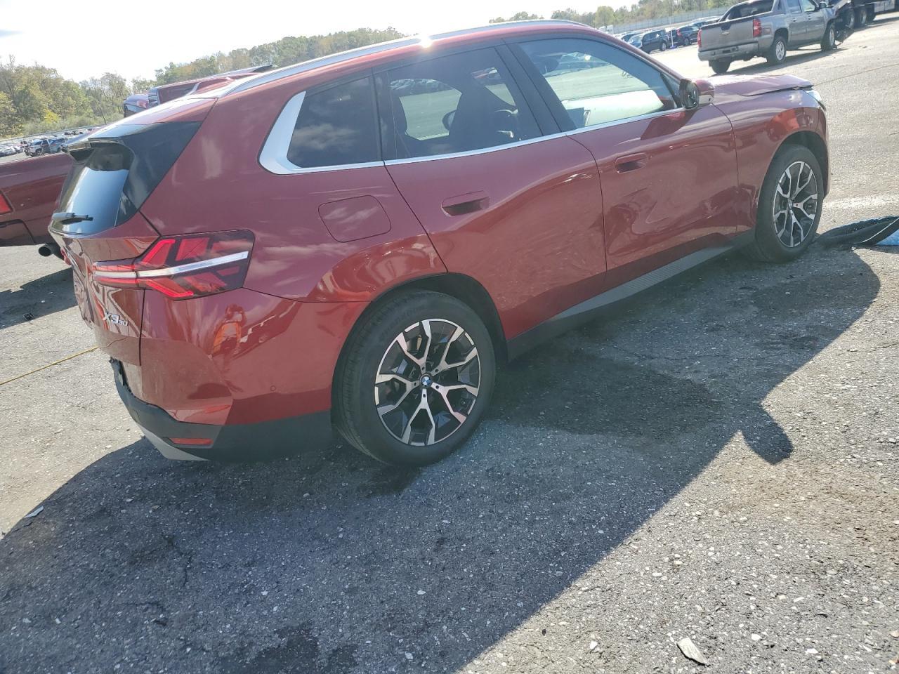 2025 BMW X3 30 xDrive - Фото 3
