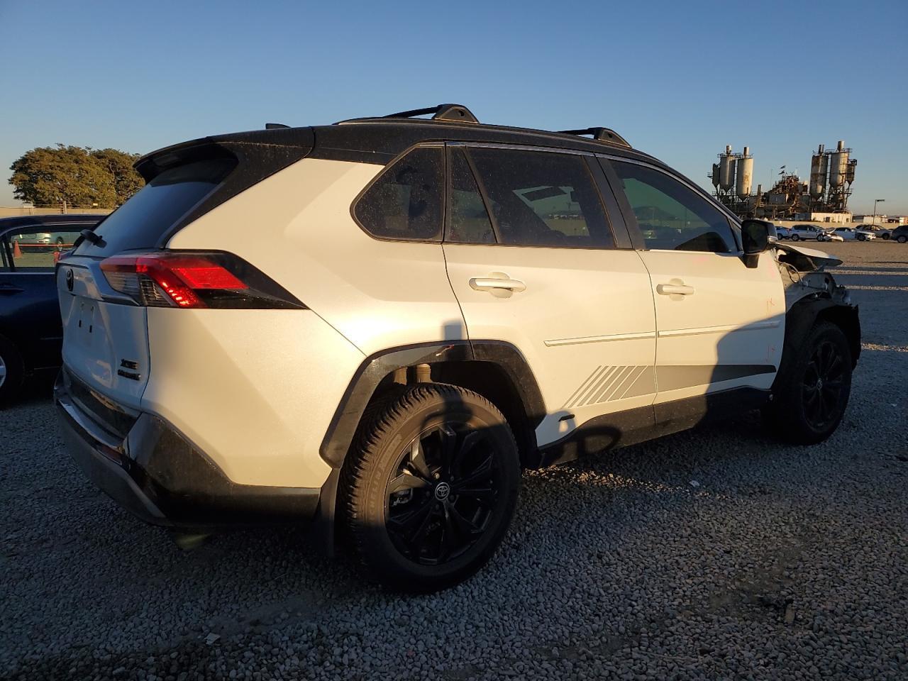 2022 Toyota Rav4 Xse - Фото 3