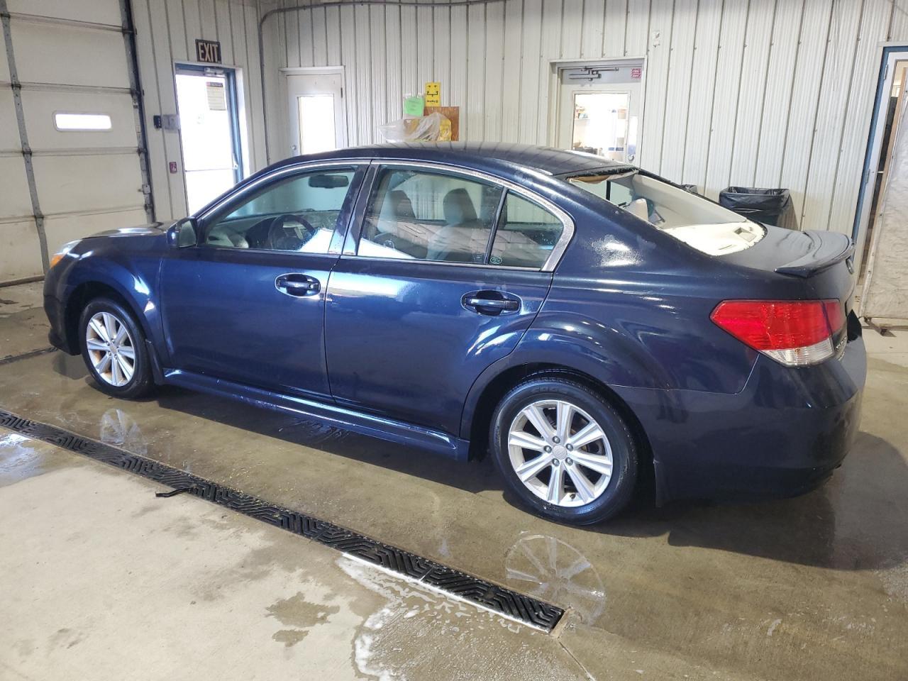 2012 Subaru Legacy 2.5I Premium - Фото 2