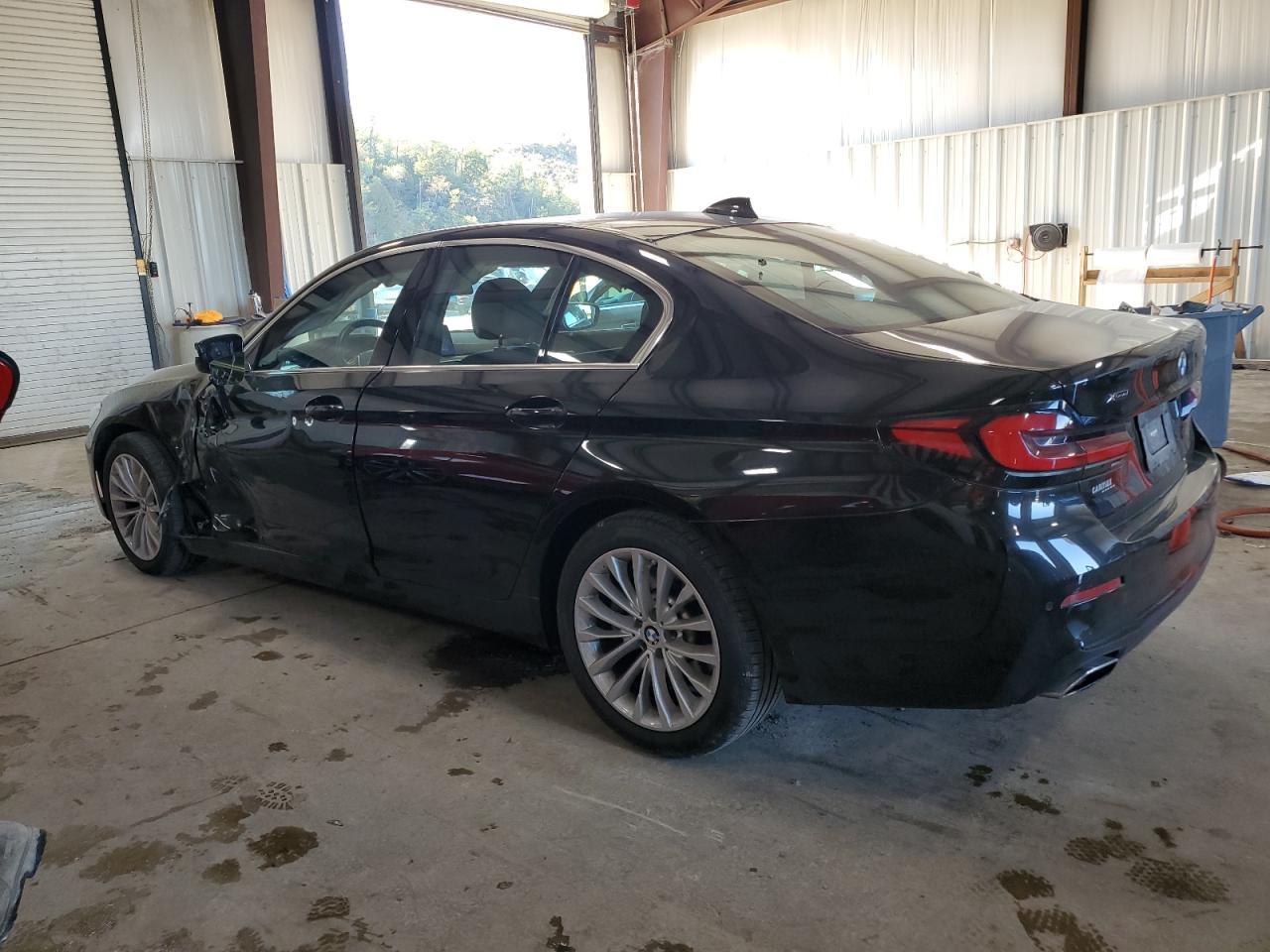 2023 BMW 530 Xi - Фото 2