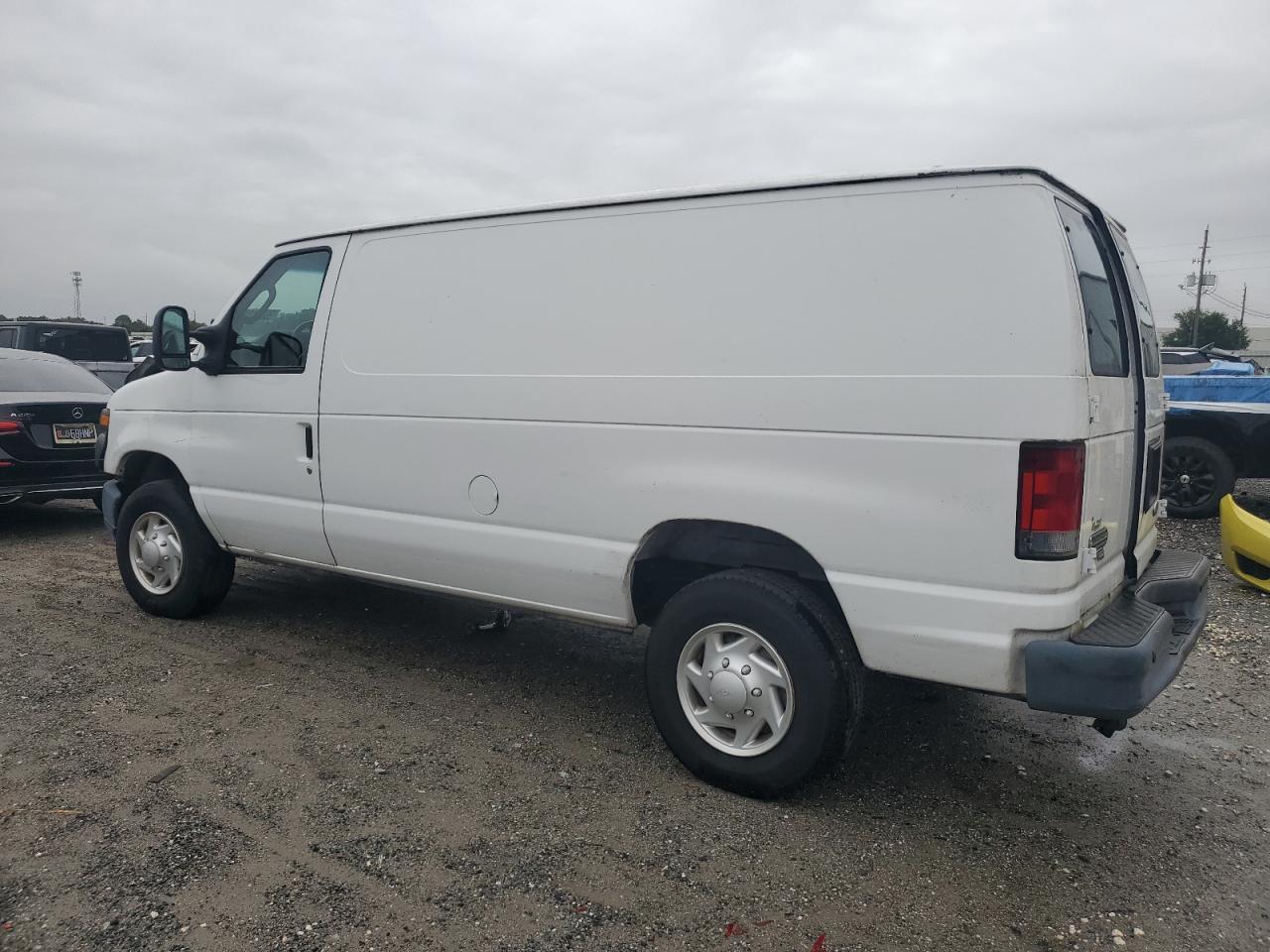 2012 Ford Econoline E350 Super Duty Van - Image 2