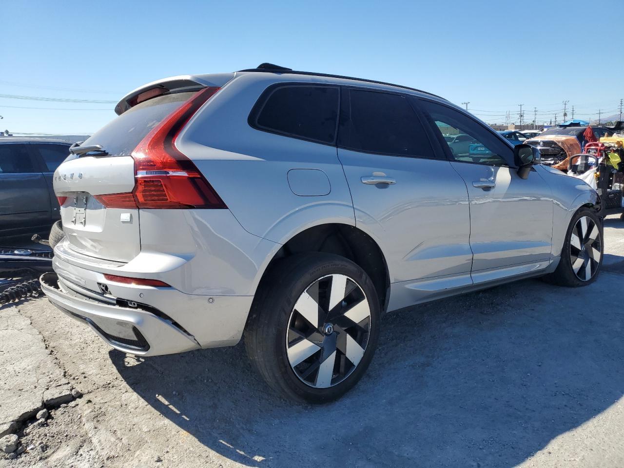 2024 Volvo Xc60 Plus - Фото 3