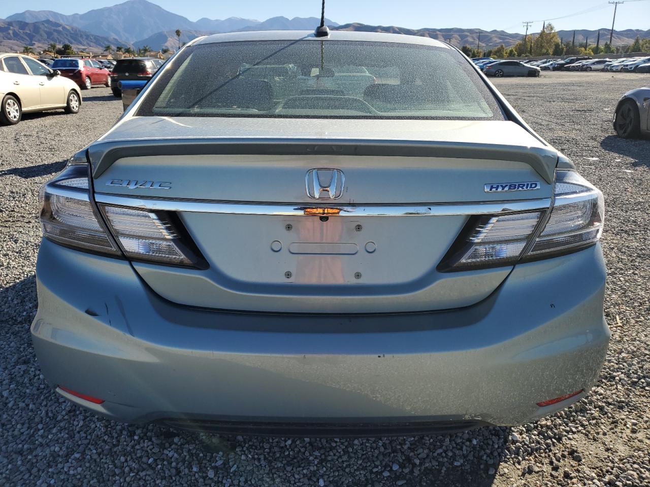 2014 Honda Civic Hybrid - Image 6