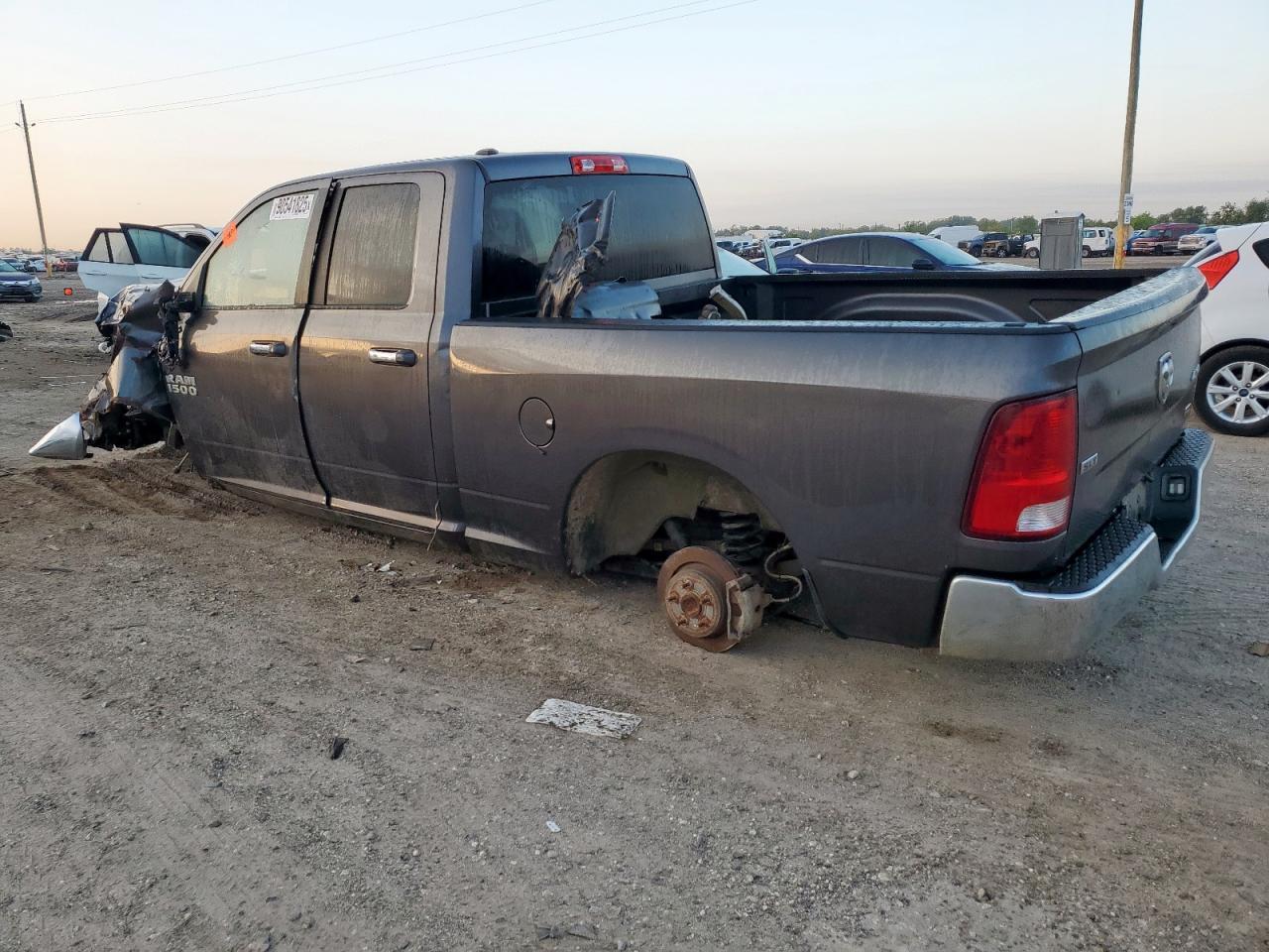 2016 Ram 1500 Slt - Image 2