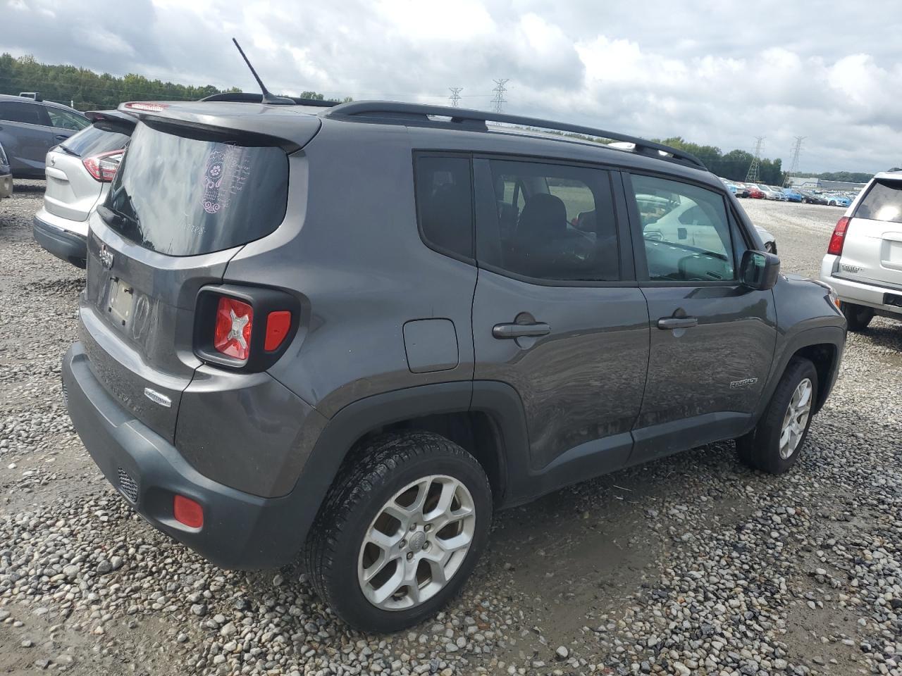 2016 Jeep Renegade Latitude - Фото 3