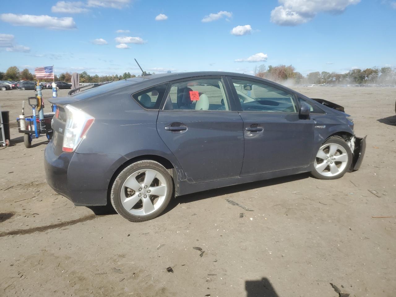 2010 Toyota Prius - Image 3