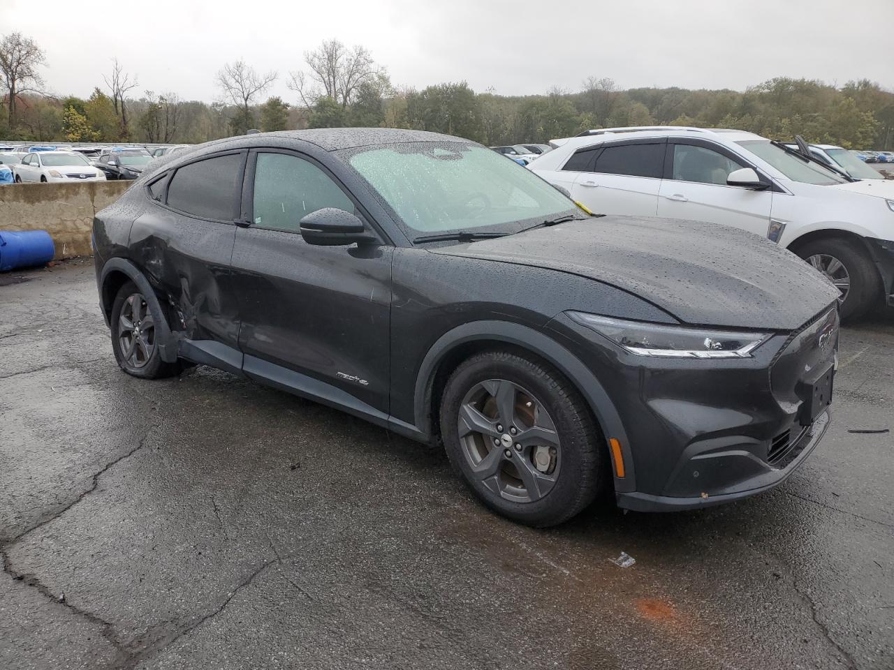 2022 Ford Mustang Mach-E Select - Фото 4