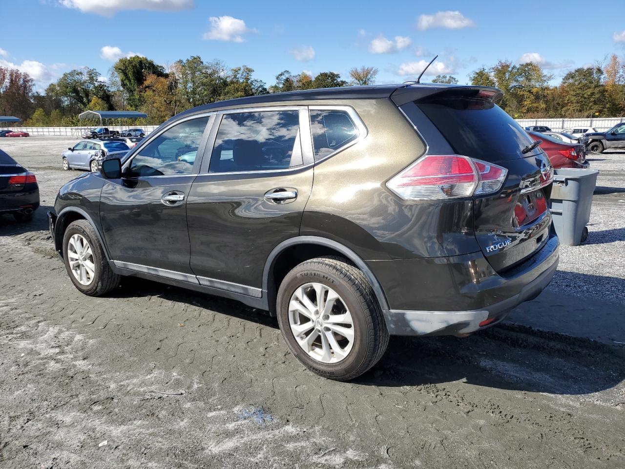 2015 Nissan Rogue S - Фото 2
