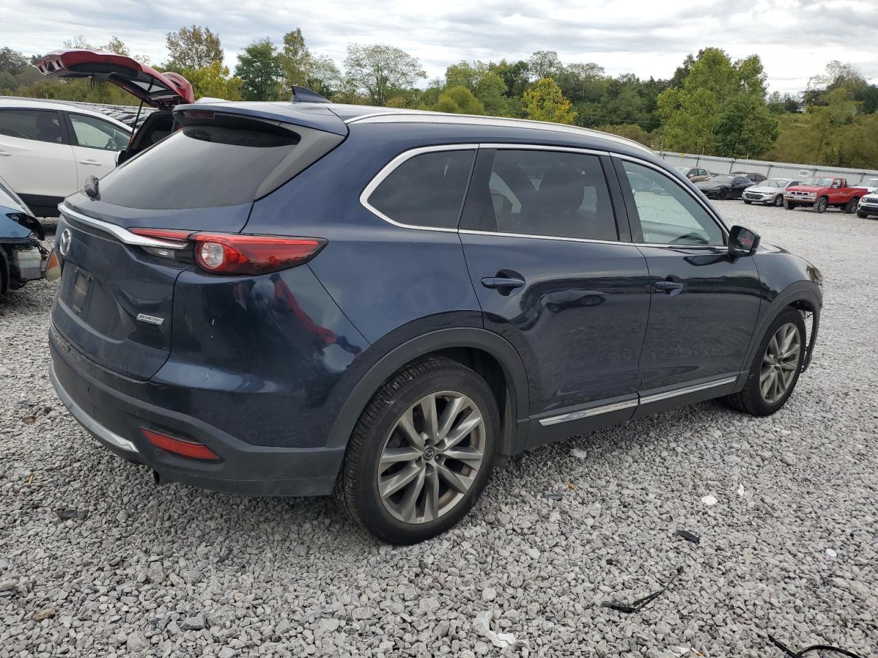 2017 Mazda Cx-9 Grand Touring - Image 3