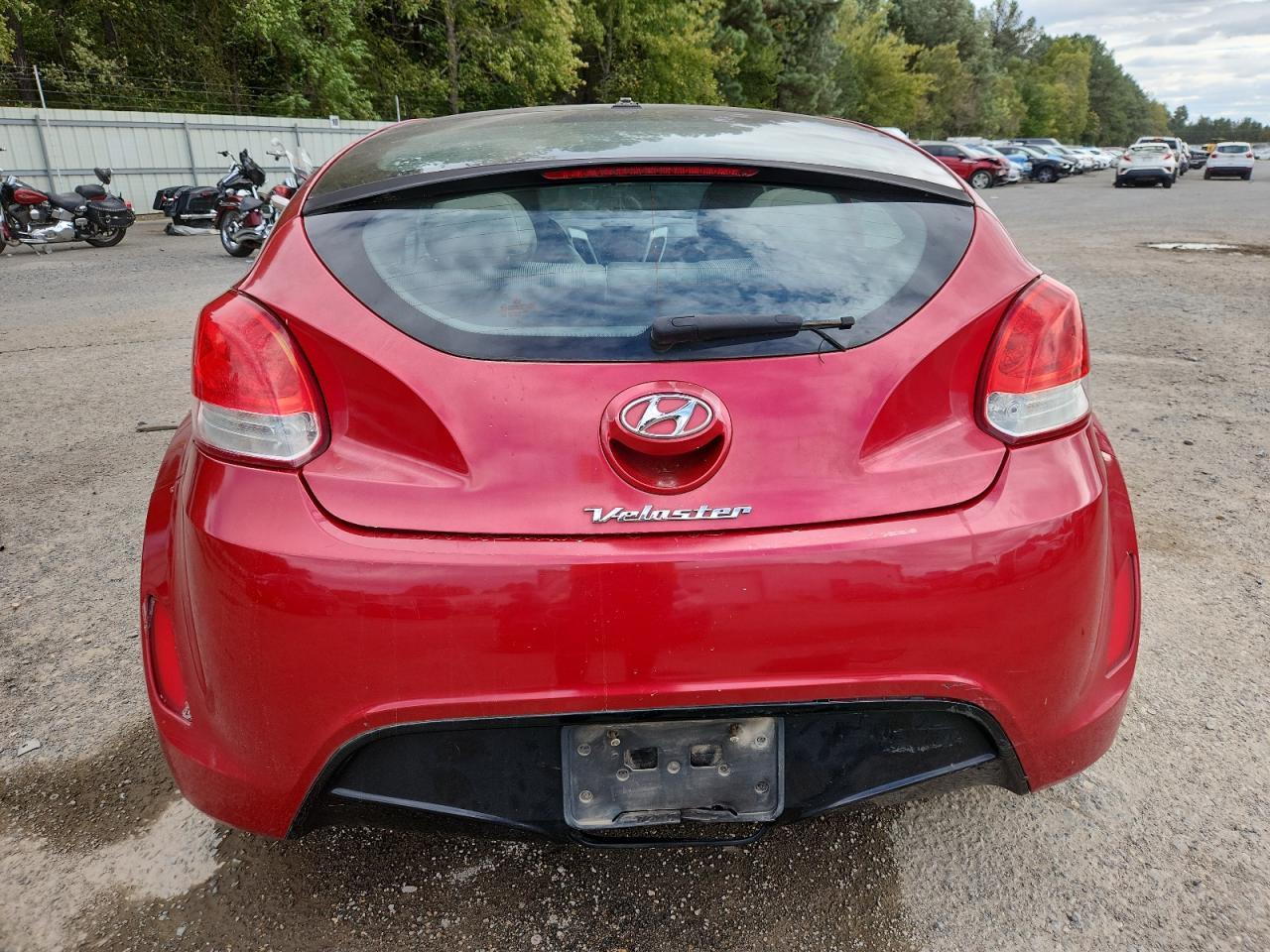 2013 Hyundai Veloster - Фото 6