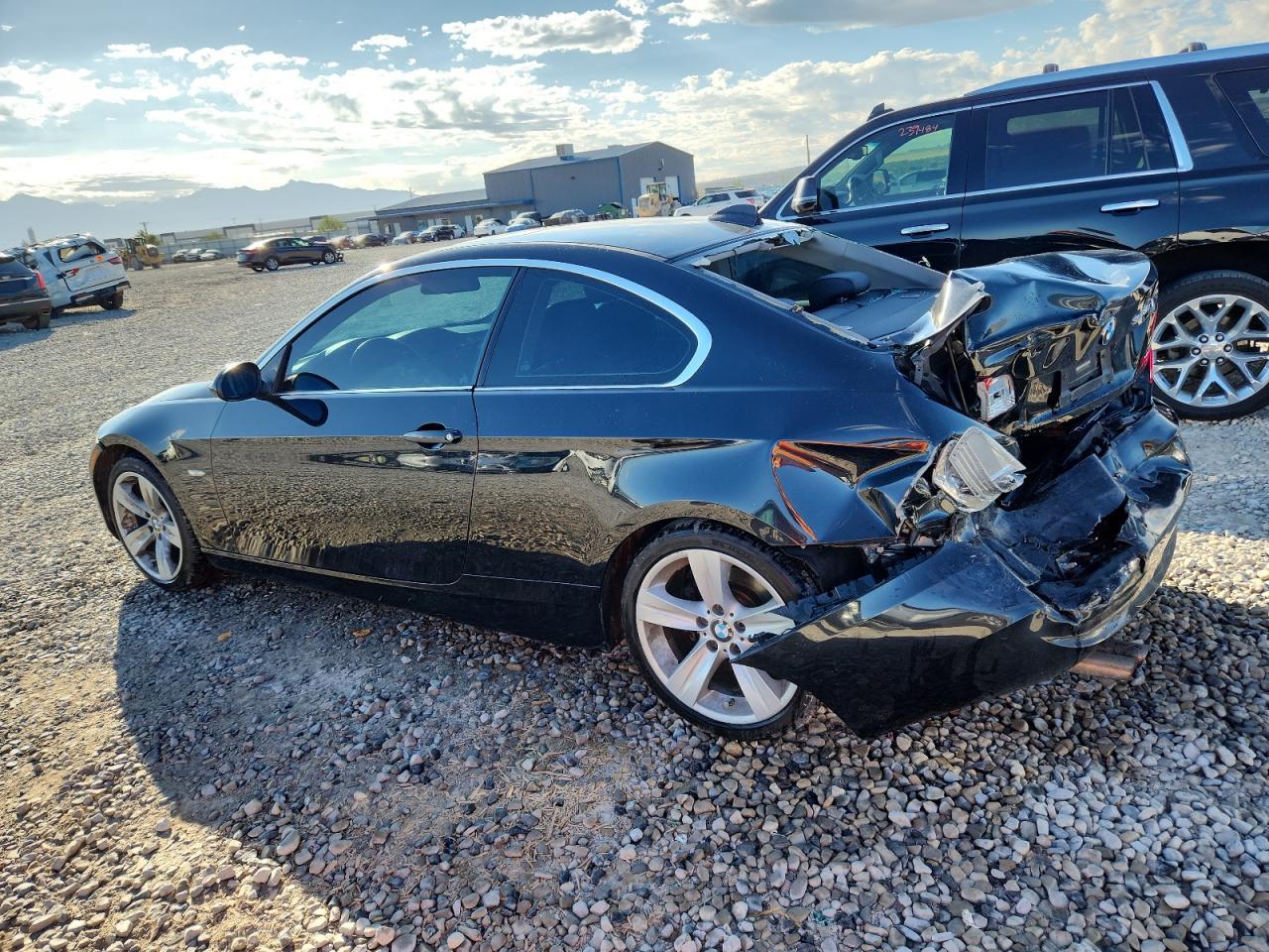 2007 BMW 328 Xi - Image 2