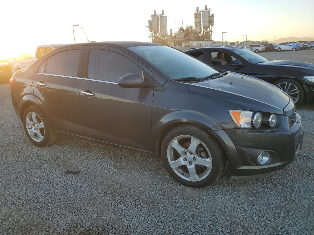 2015 Chevrolet Sonic Ltz - Фото 4