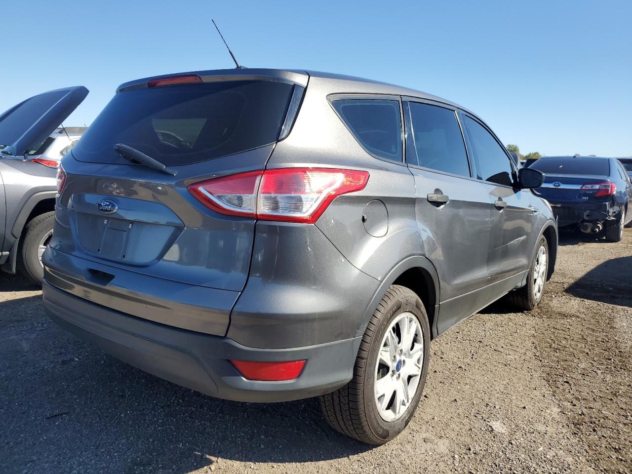 2013 Ford Escape S - Image 3