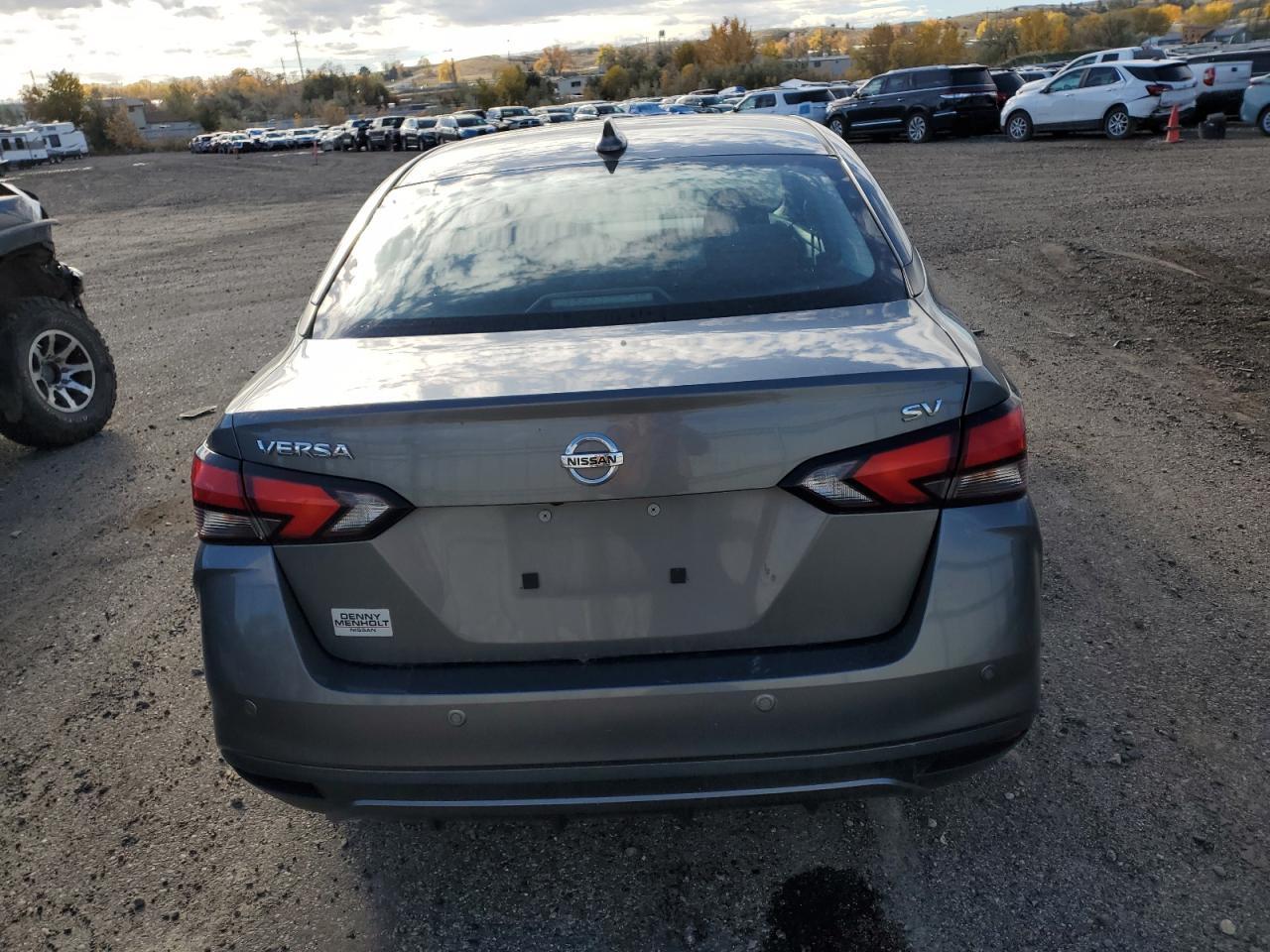 2021 Nissan Versa Sv - Image 6