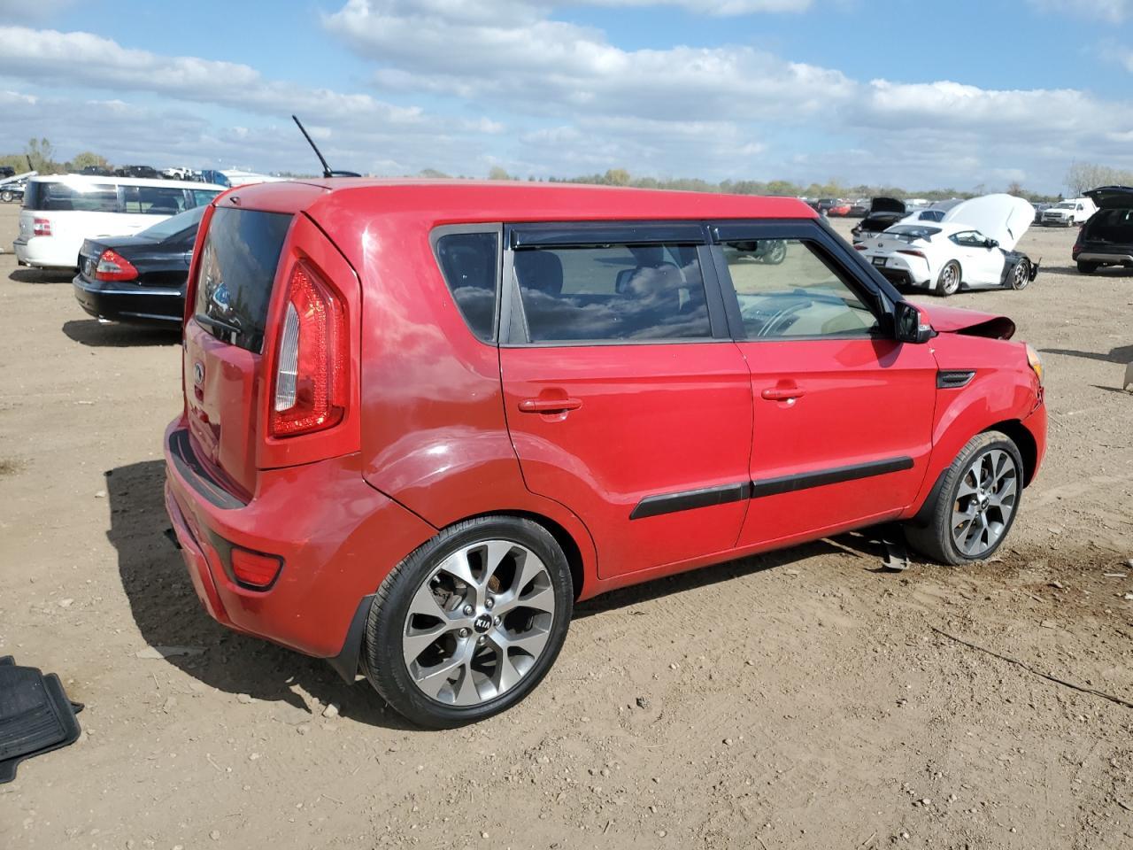 2013 Kia Soul + - Image 3