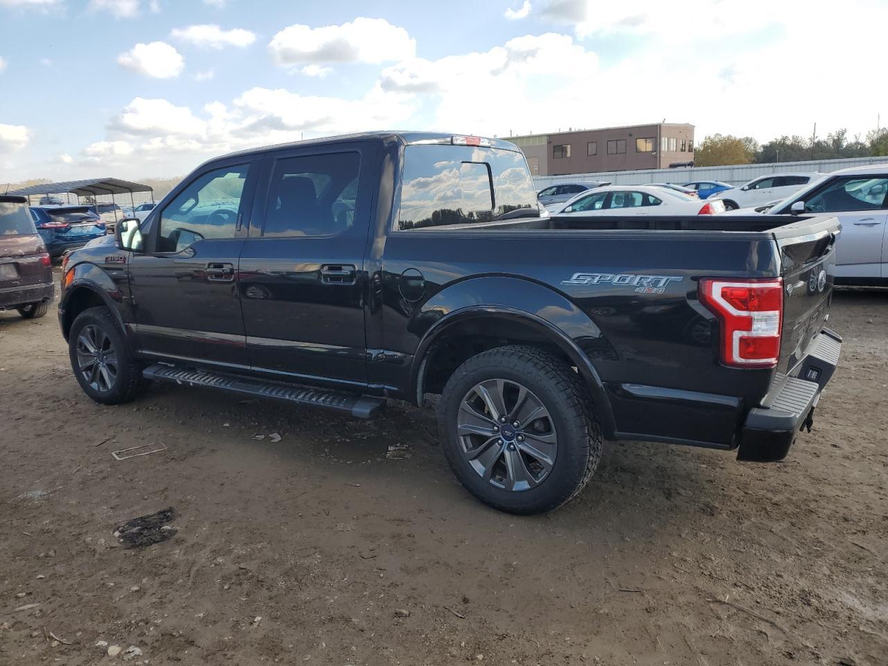 2018 Ford F150 Supercrew - Фото 2
