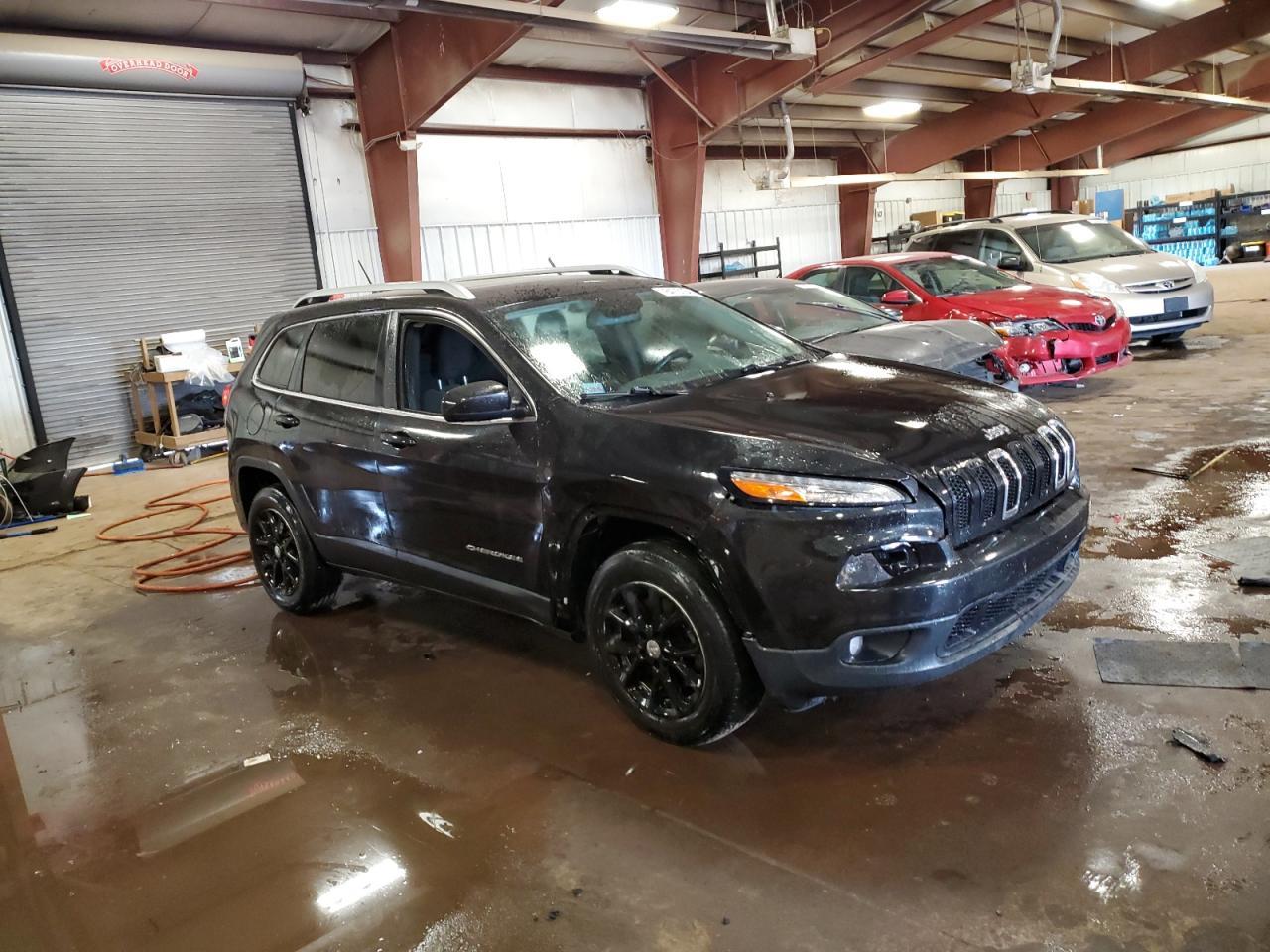 2015 Jeep Cherokee Latitude - Image 4