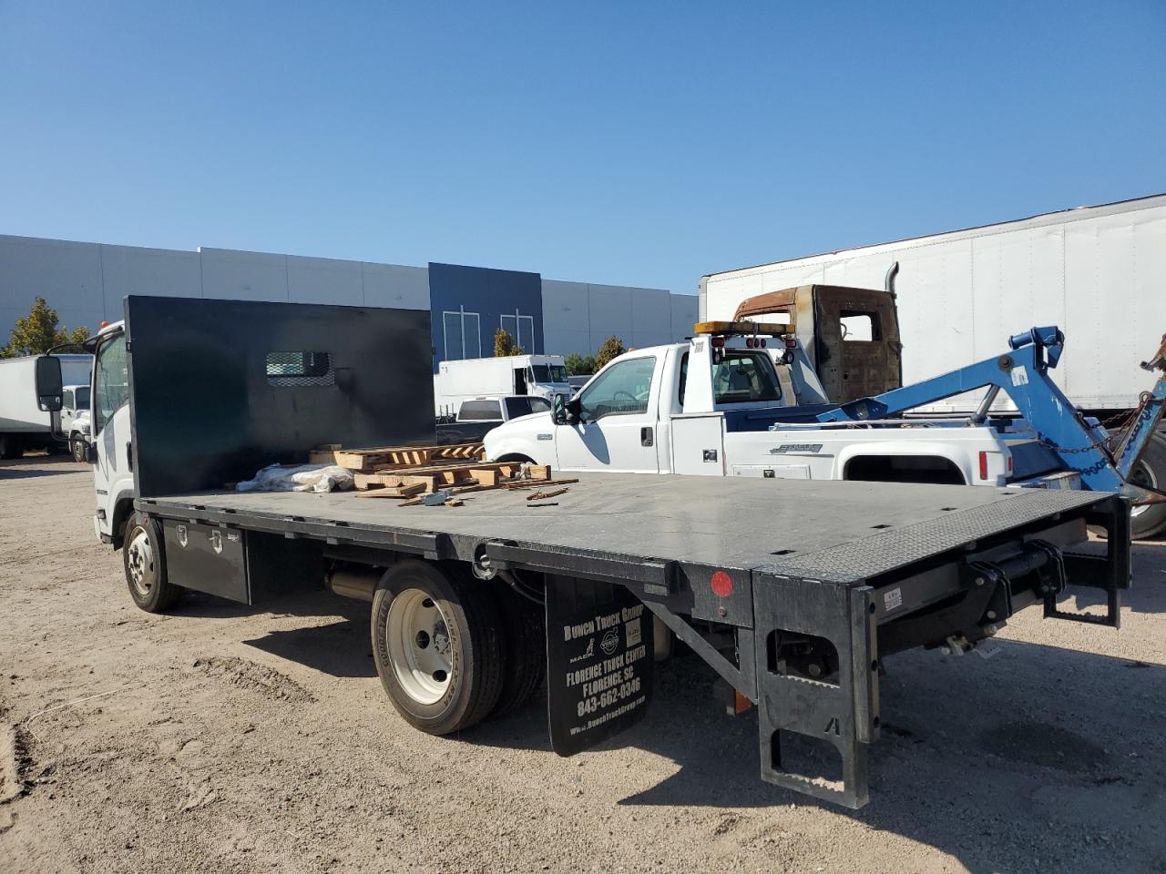 2025 Isuzu Npr Hd - Фото 2