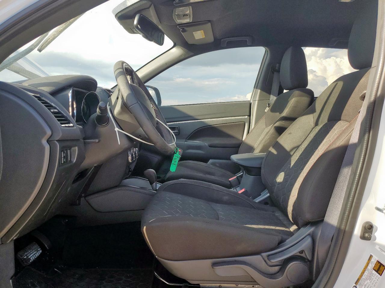 2025 Mitsubishi Outlander Sport S - Image 7