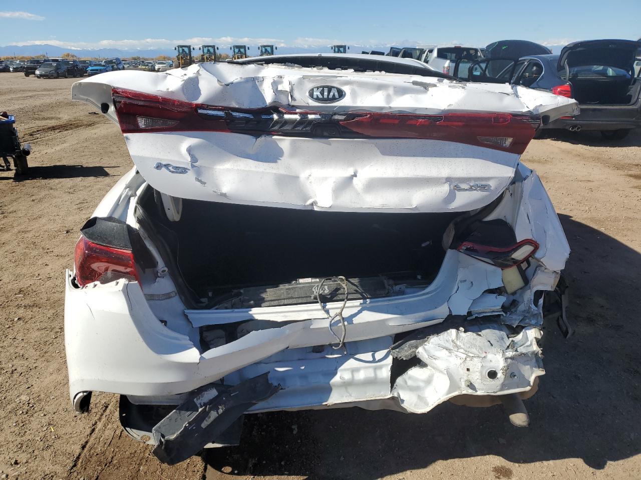 2021 Kia K5 Lxs - Image 6