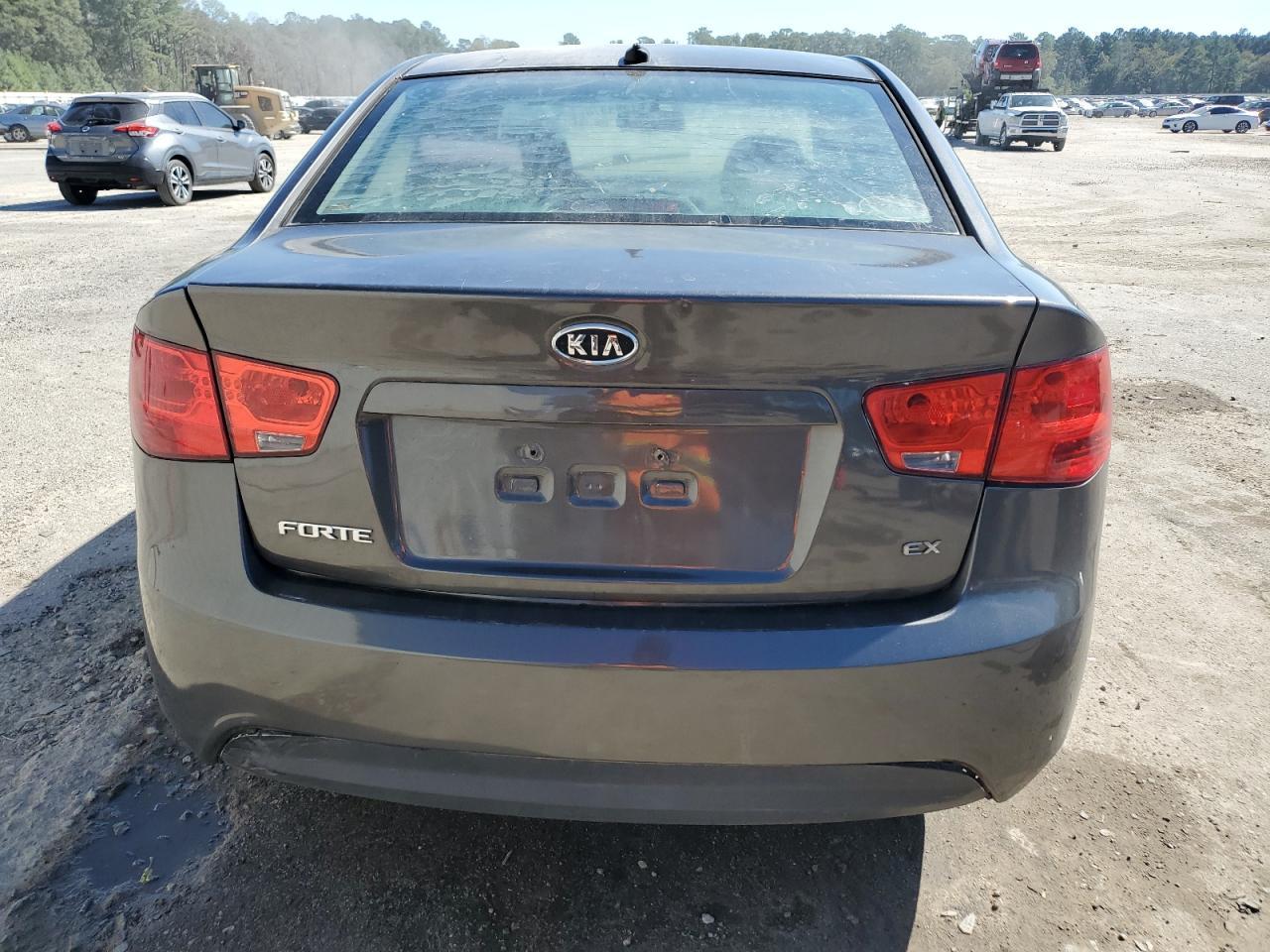 2013 Kia Forte Ex - Фото 6