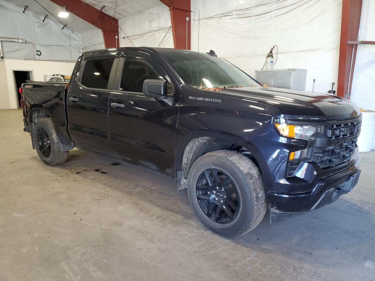 2022 Chevrolet Silverado K1500 Custom - Фото 4