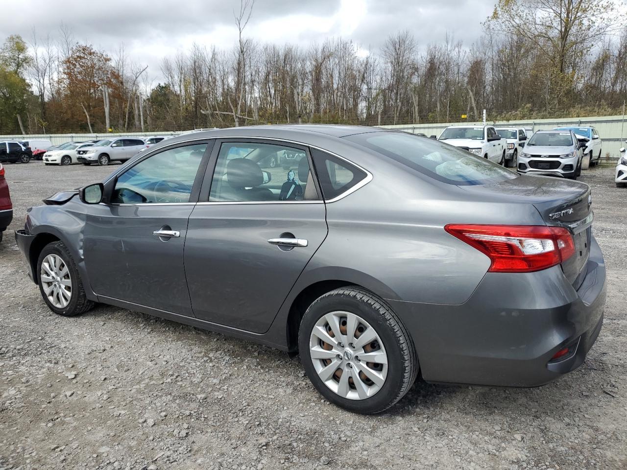 2019 Nissan Sentra S - Фото 2