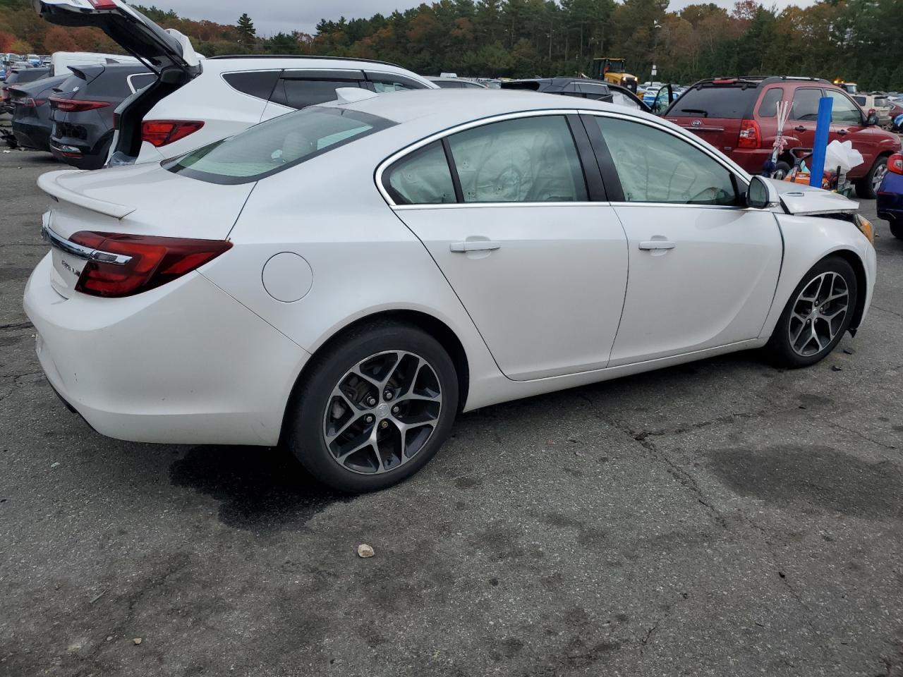 2017 Buick Regal Sport Touring - Фото 3